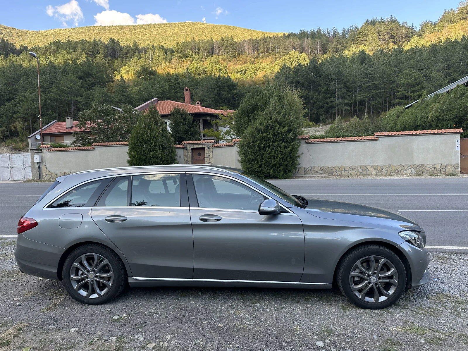 Mercedes-Benz C 220 d, снимка 4 - Автомобили и джипове - 56316202
