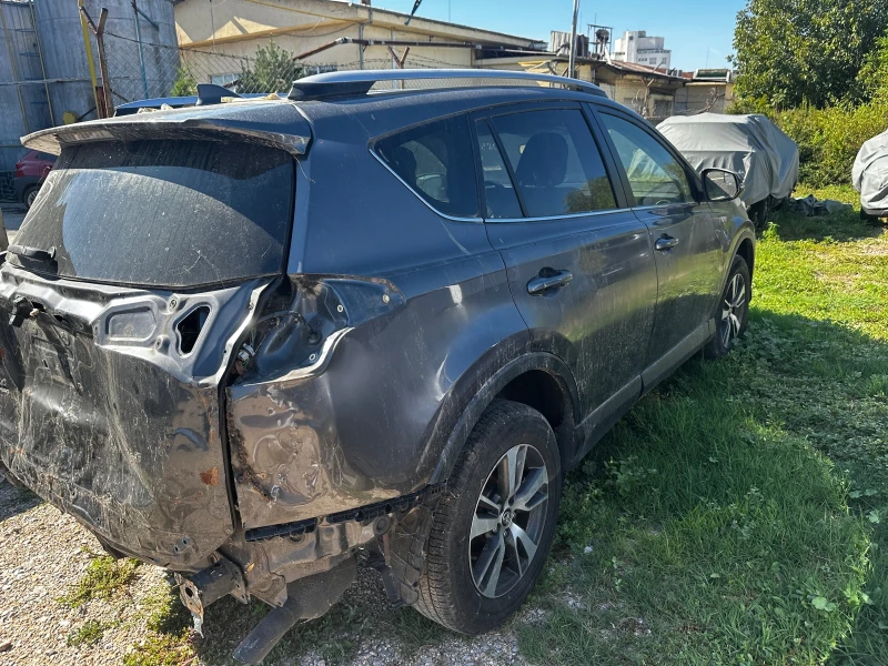 Toyota Rav4 XLE 2.5, снимка 4 - Автомобили и джипове - 47385715