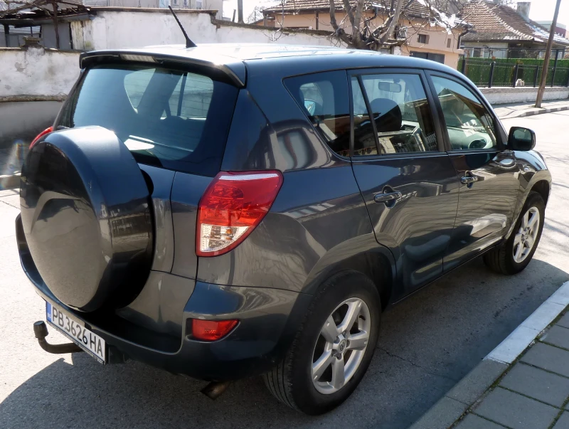 Toyota Rav4, снимка 3 - Автомобили и джипове - 49255246