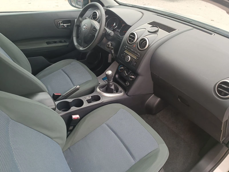 Nissan Qashqai 1.5 dCi ПРОДАДЕНО, снимка 7 - Автомобили и джипове - 51866156