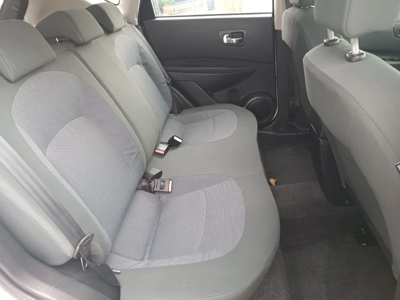 Nissan Qashqai 1.5 dCi ПРОДАДЕНО, снимка 12 - Автомобили и джипове - 51866156