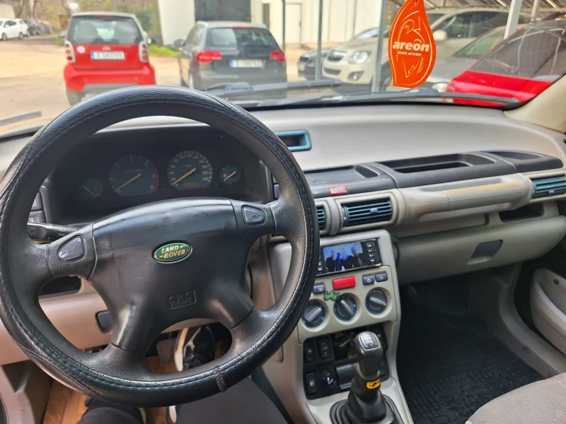 Land Rover Freelander, снимка 8 - Автомобили и джипове - 52651969