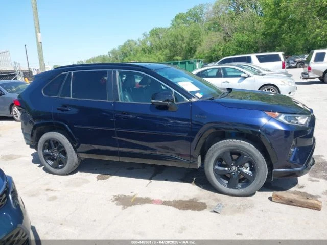 Toyota Rav4 * HYBRID* AWD* XSE* КОЖА* ПОДГРЕВ* ПАНОРАМА* , снимка 12 - Автомобили и джипове - 54813186