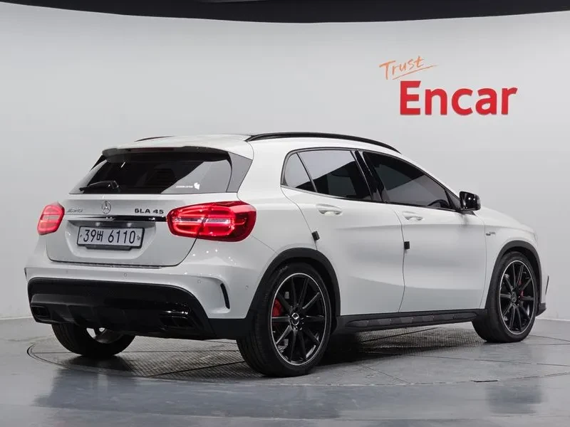 Mercedes-Benz GLA 45 AMG 4Matic, снимка 2 - Автомобили и джипове - 56067323