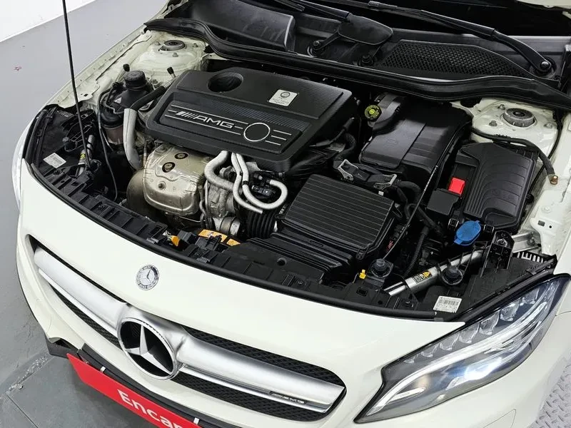 Mercedes-Benz GLA 45 AMG 4Matic, снимка 6 - Автомобили и джипове - 56067323