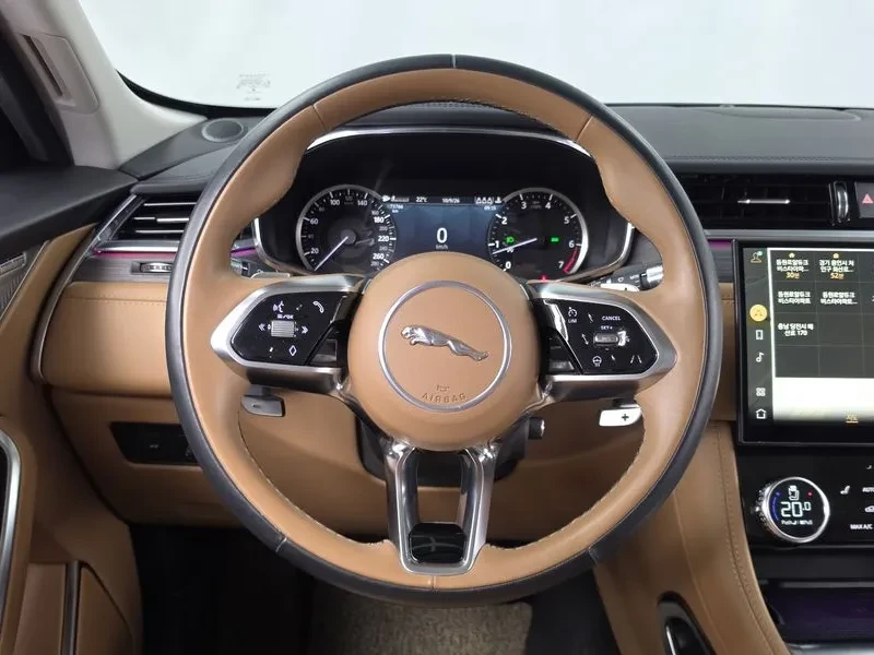 Jaguar F-PACE P 250 Se, снимка 13 - Автомобили и джипове - 56293068