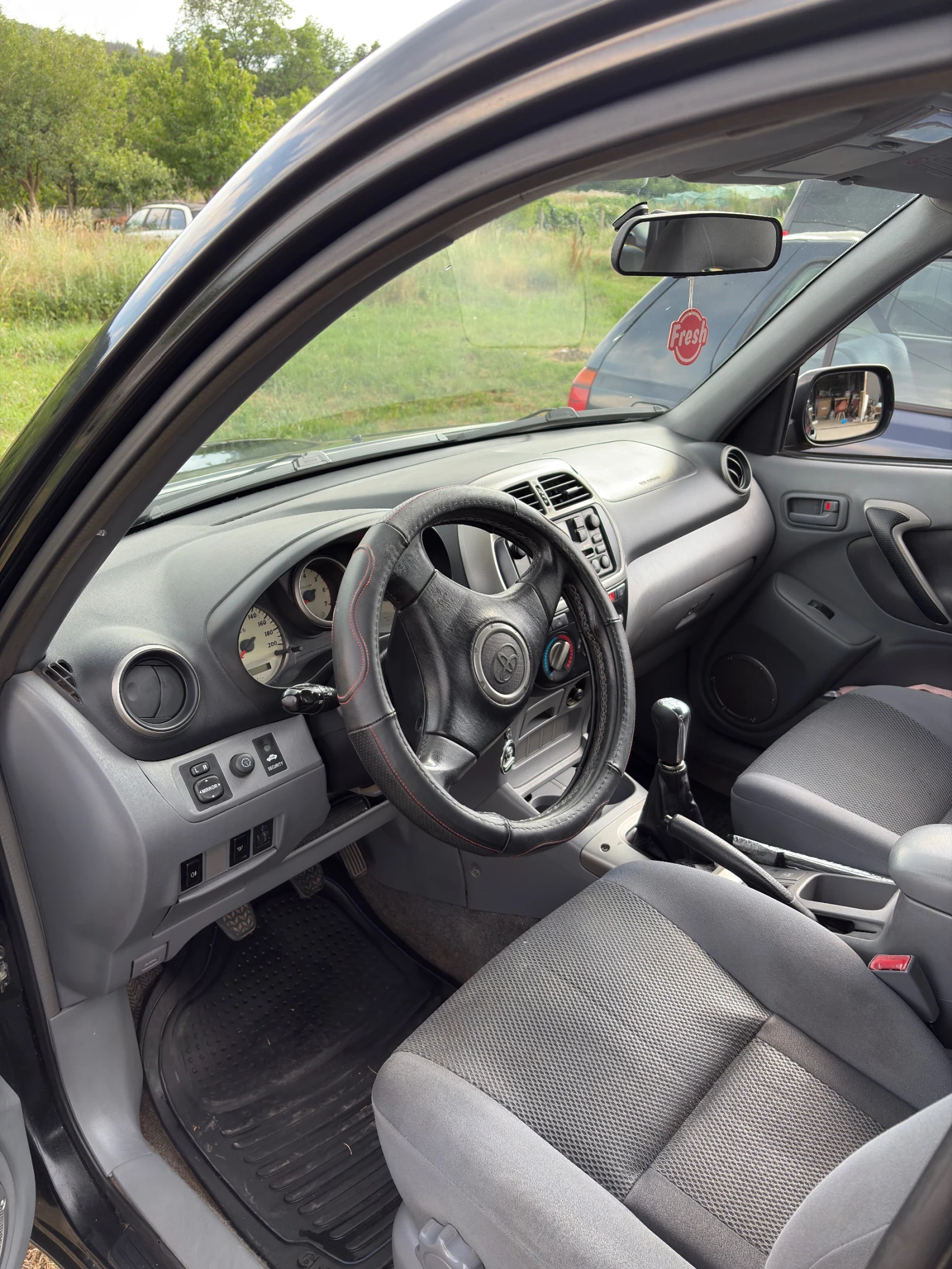 Toyota Rav4 2.0 D4D - изображение 7