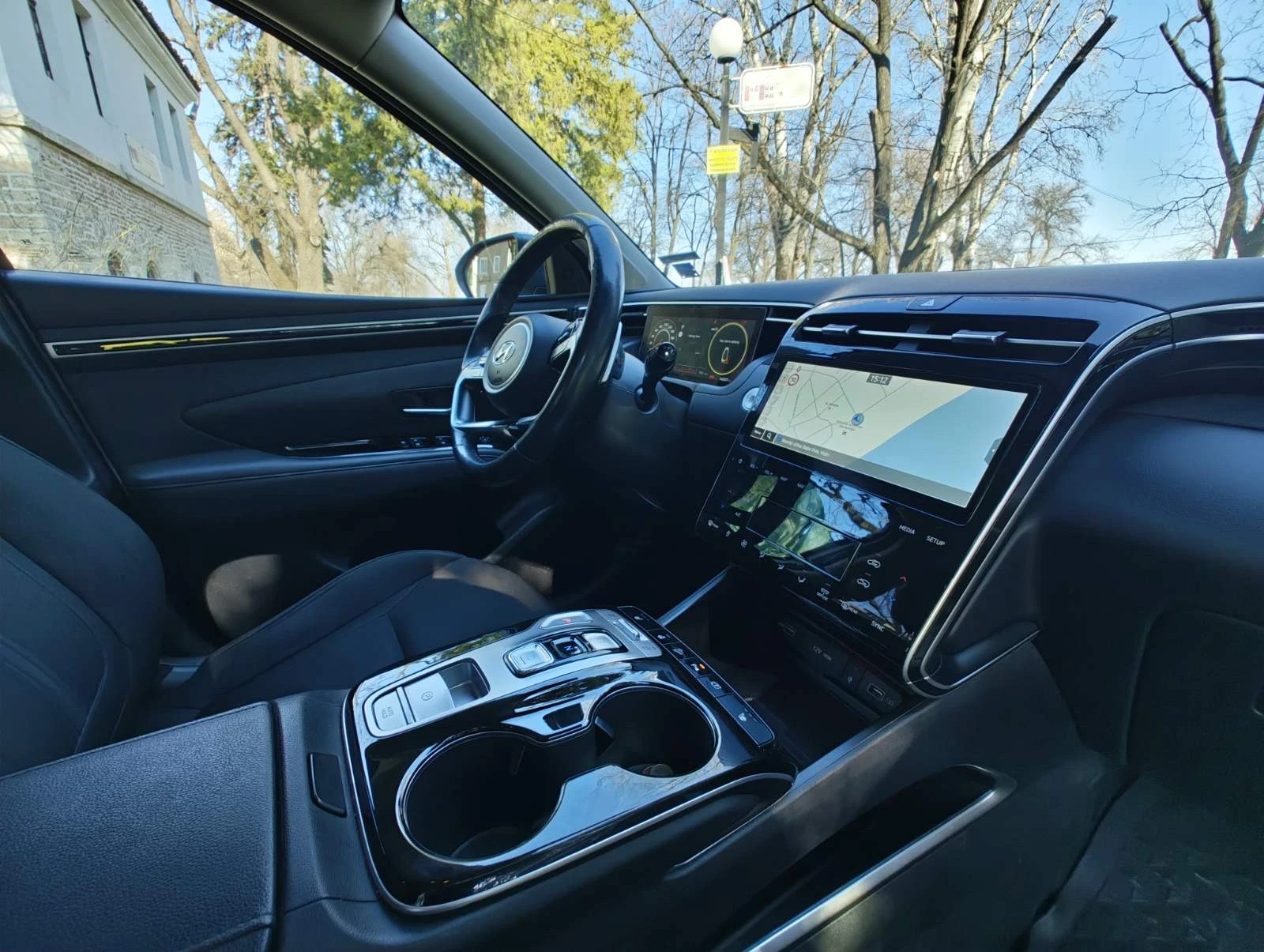 Hyundai Tucson В ГАРАНЦИЯ 1ви СОБСТВЕНИК, снимка 7 - Автомобили и джипове - 53771731