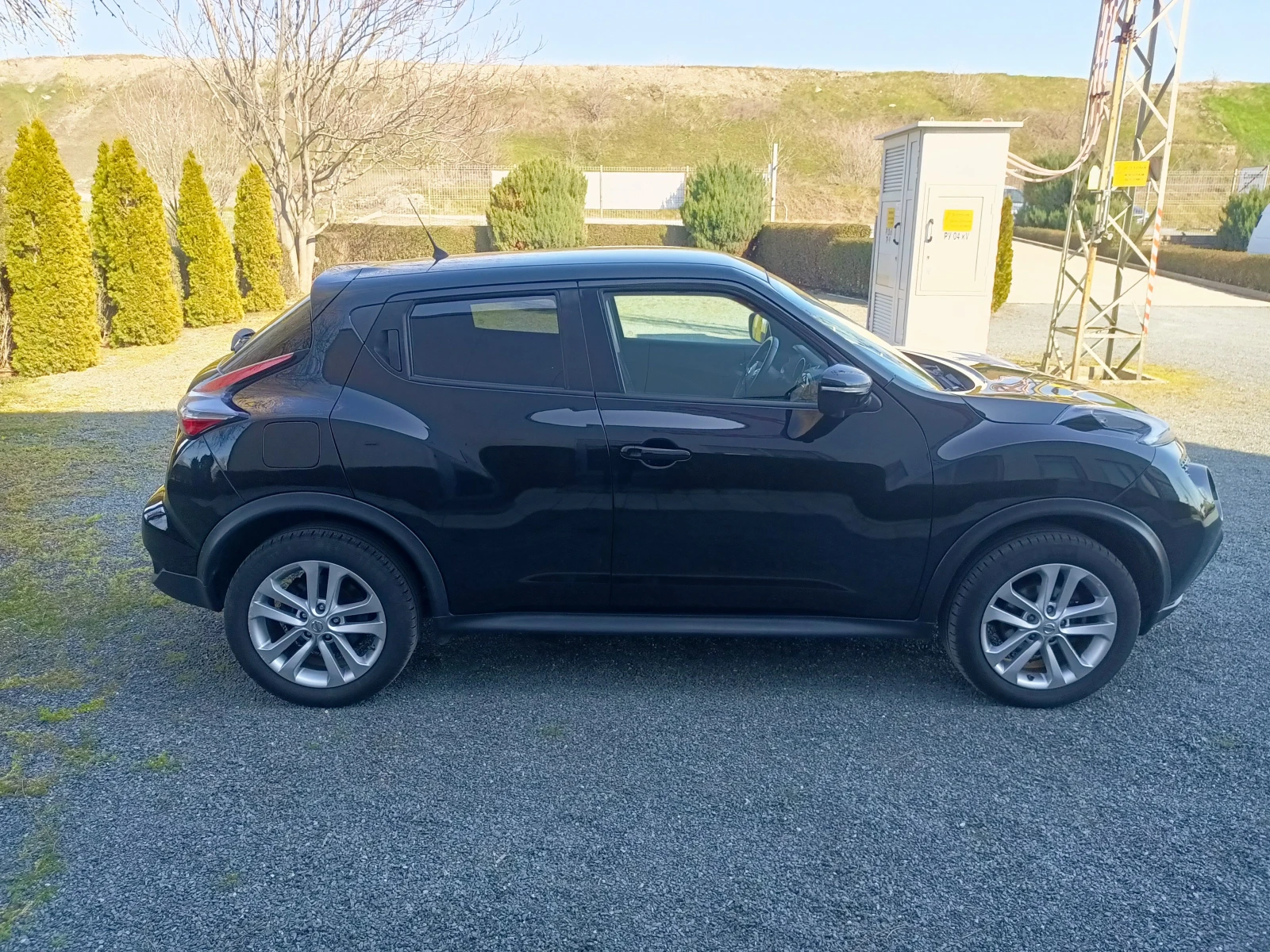 Nissan Juke 1.5DCI, снимка 6 - Автомобили и джипове - 53911878