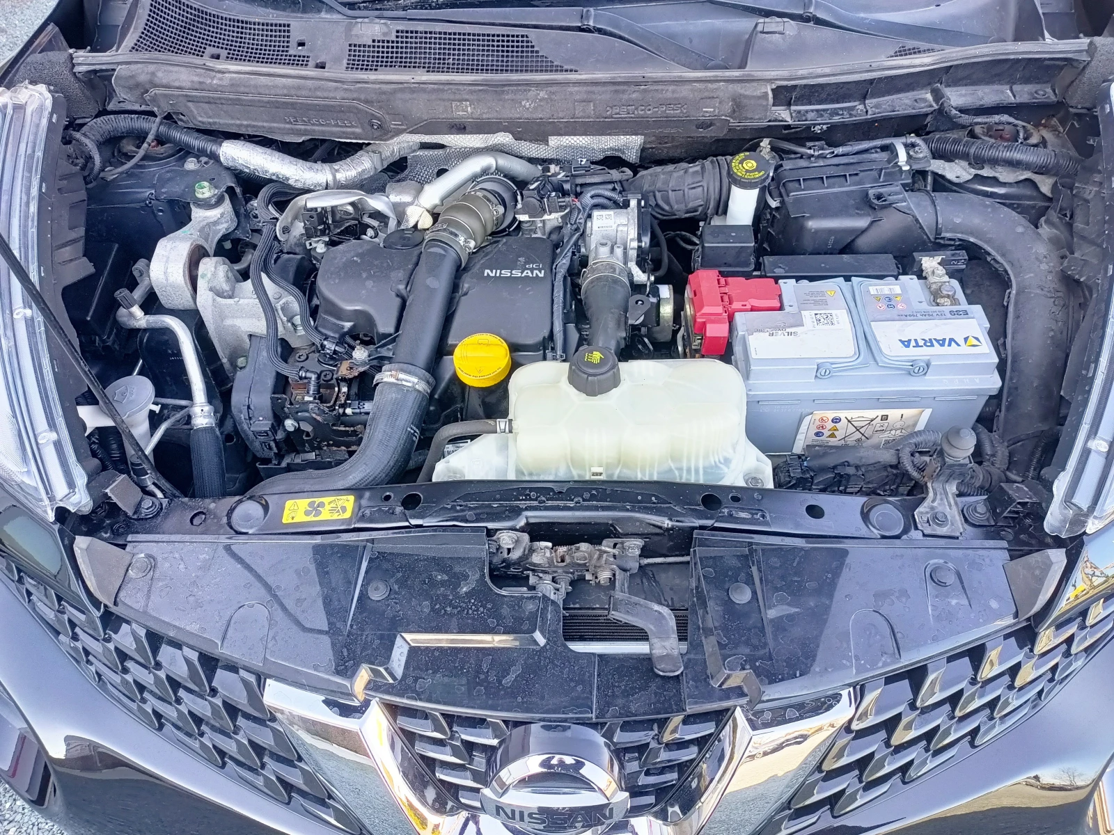 Nissan Juke 1.5DCI, снимка 9 - Автомобили и джипове - 53911878