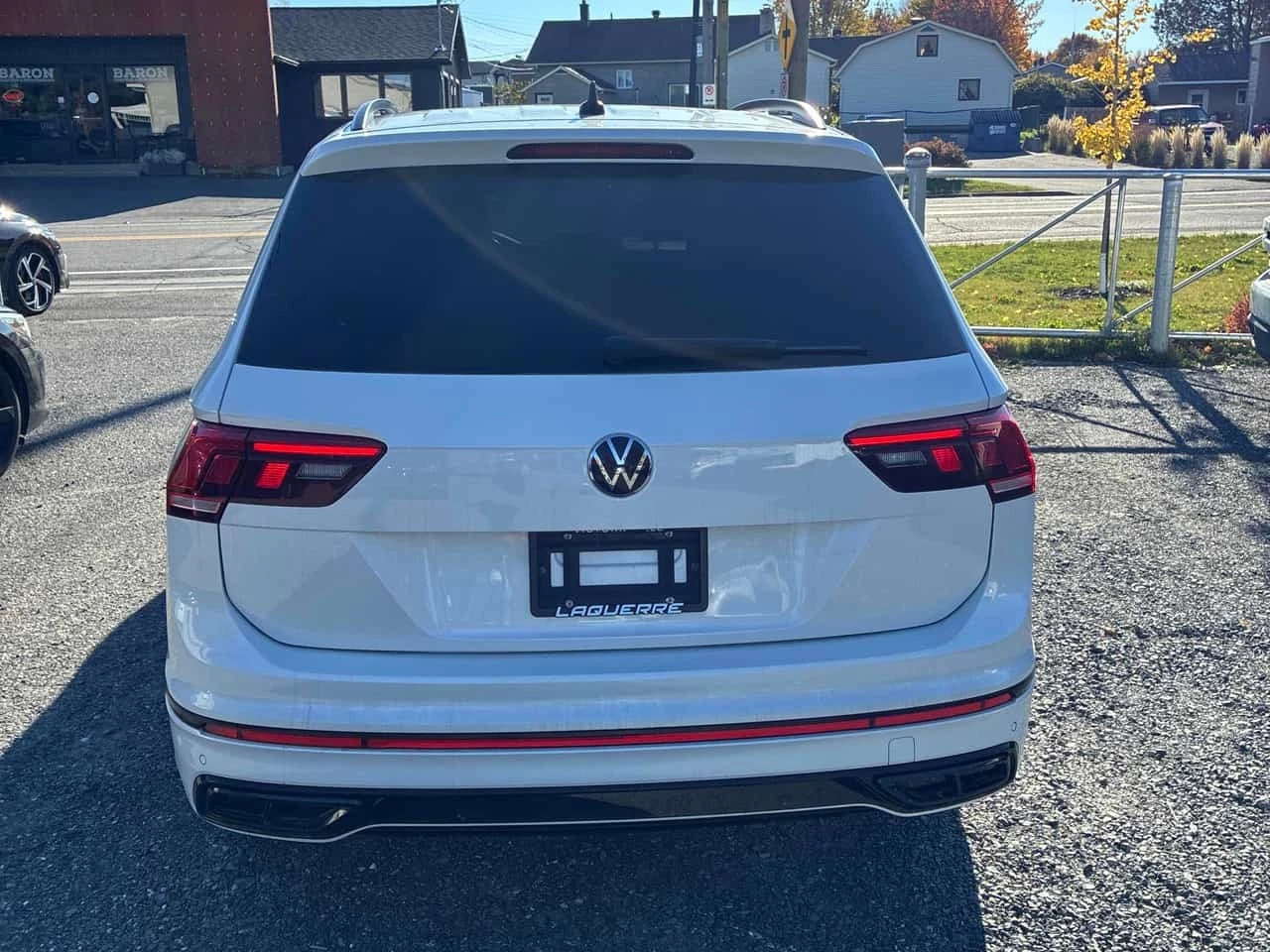 VW Tiguan * Comfortline R Line Black Edition * CARFAX *  | Mobile.bg � ����������� 5