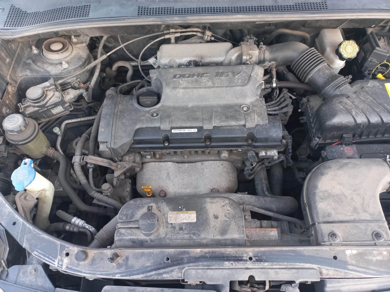 Kia Sportage 2.0 16V, снимка 12 - Автомобили и джипове - 56623840