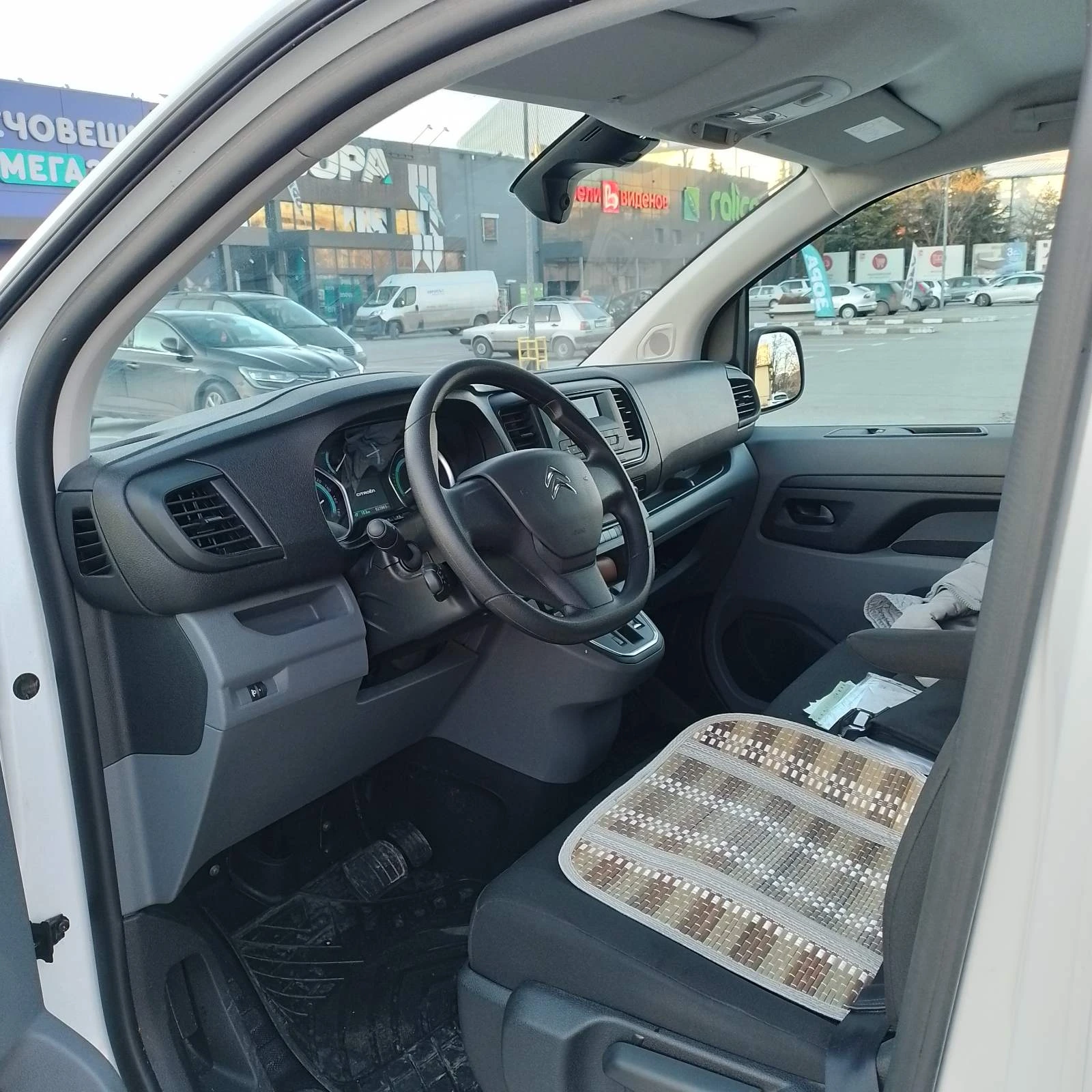 Citroen Jumpy  - изображение 7