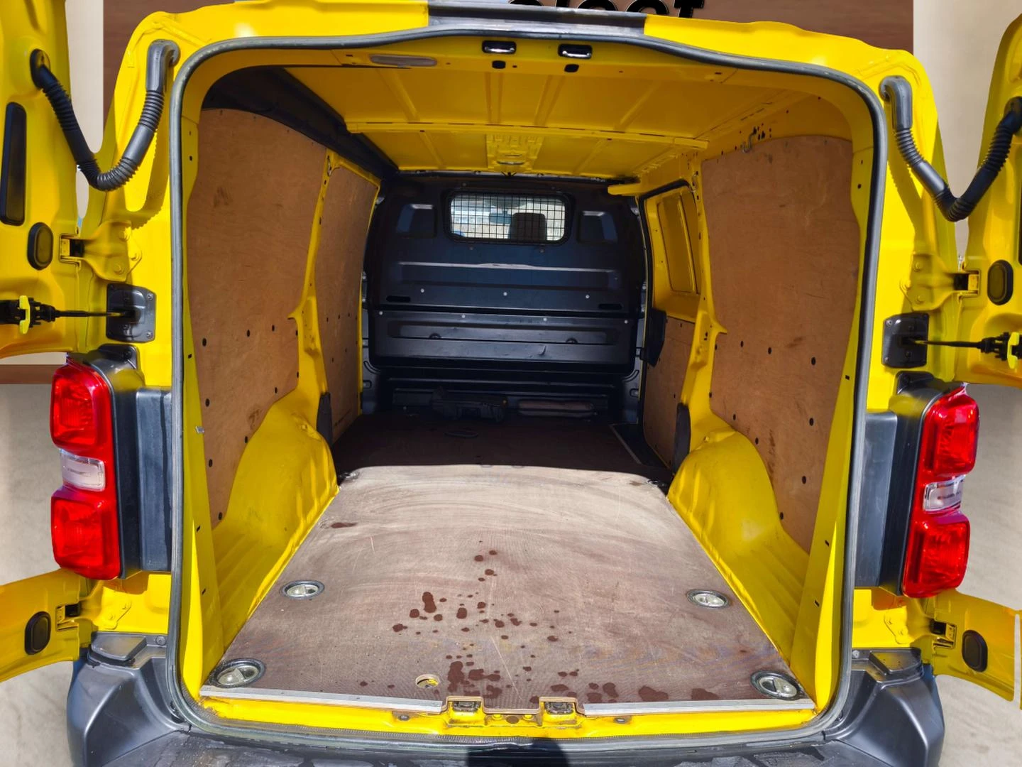 Peugeot Expert 2.0D, снимка 10 - Бусове и автобуси - 53866638