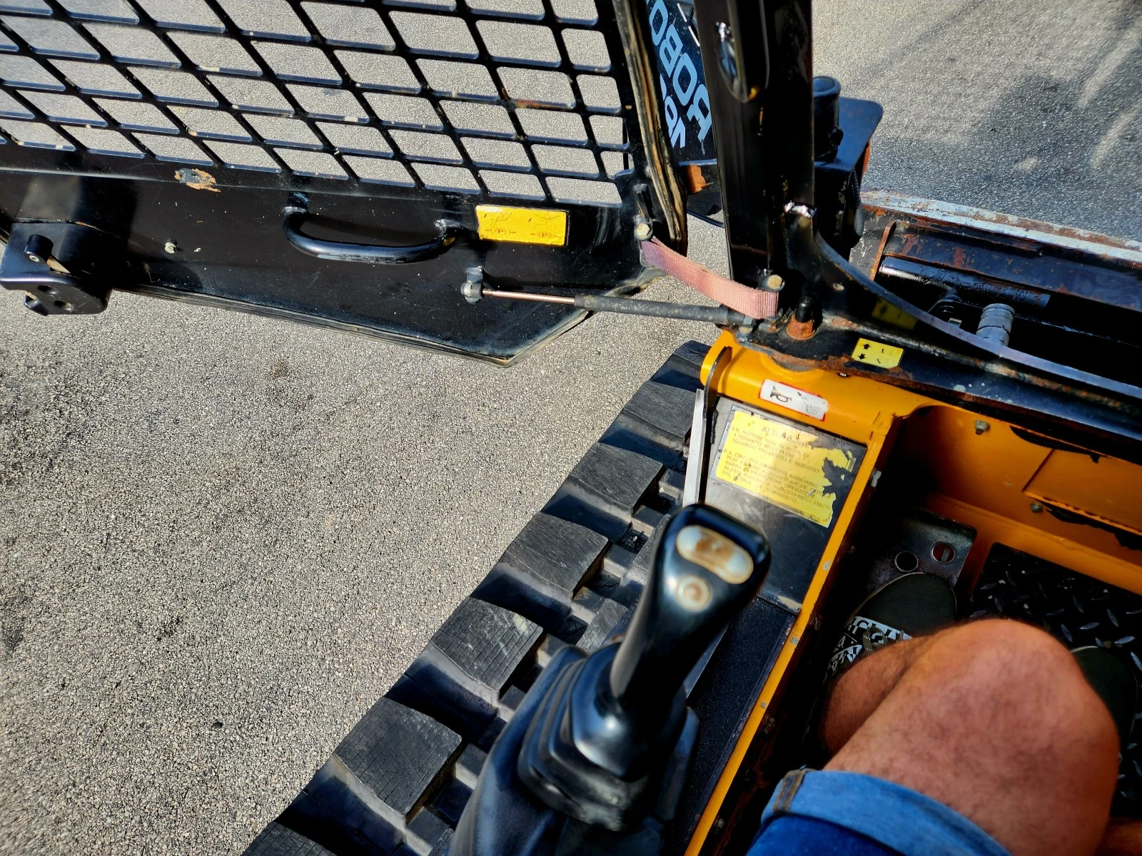    JCB 180THF | Mobile.bg   15