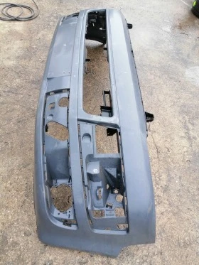 Оригинална броня за Фолксваген Т5 2009-2013г....7E0807221...., снимка 2