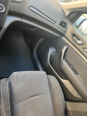 Renault Megane, снимка 10