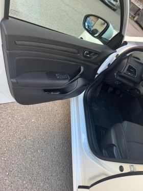 Renault Megane, снимка 12