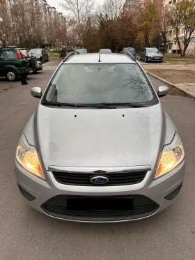 Ford Focus 1.6i Бензин/Парктроник/Климатик/100 к.с., снимка 1