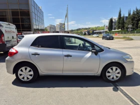 Toyota Auris 1, 3 benzin 4 cilindara 99 hp - 9600 лв. - 35210985 | Car24.bg
