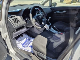 Toyota Auris 1, 3 benzin 4 cilindara 99 hp - 9600 лв. - 35210985 | Car24.bg