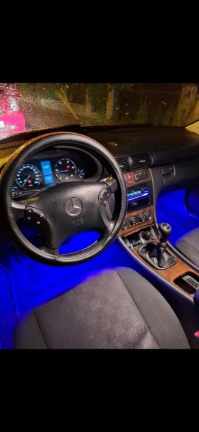 Mercedes-Benz C 220 2.2цди - 3600 € / 7040.99 лв. - 24091395 14