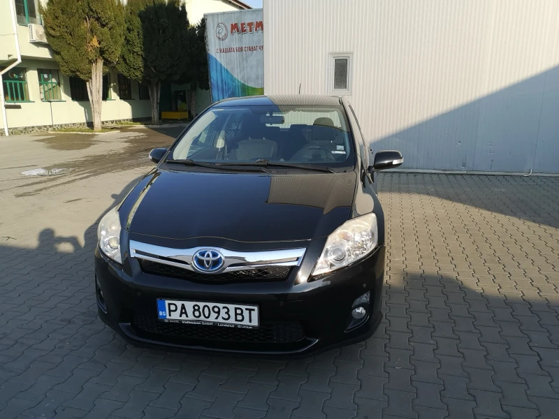 Toyota Auris, снимка 8 - Автомобили и джипове - 49027426