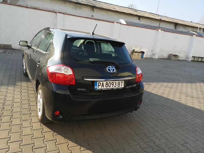 Toyota Auris, снимка 6 - Автомобили и джипове - 49027426