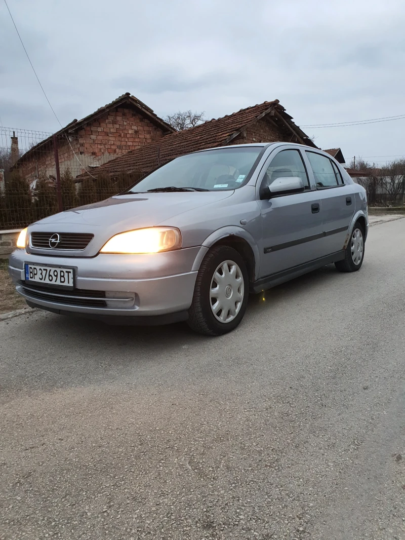 Opel Astra 1.8i бензин, снимка 1 - Автомобили и джипове - 49033561