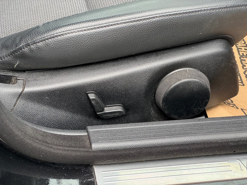 Mercedes-Benz C 320, снимка 14 - Автомобили и джипове - 52373825