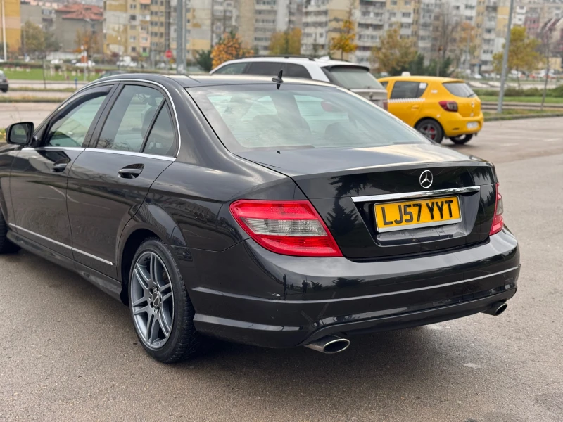 Mercedes-Benz C 320, снимка 4 - Автомобили и джипове - 52373825
