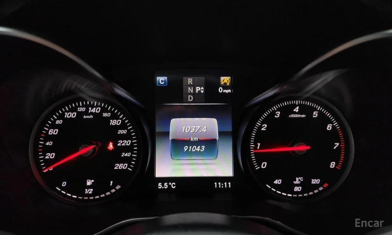 Mercedes-Benz C 200, снимка 8 - Автомобили и джипове - 52940738