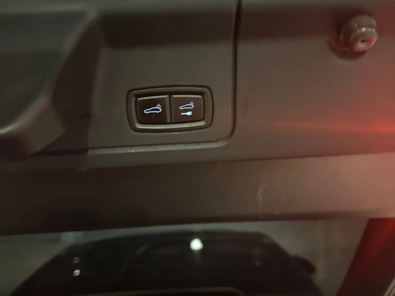 Porsche Panamera * GTS * CARFAX * ЦЕНА ДО БГ, снимка 16 - Автомобили и джипове - 53041560