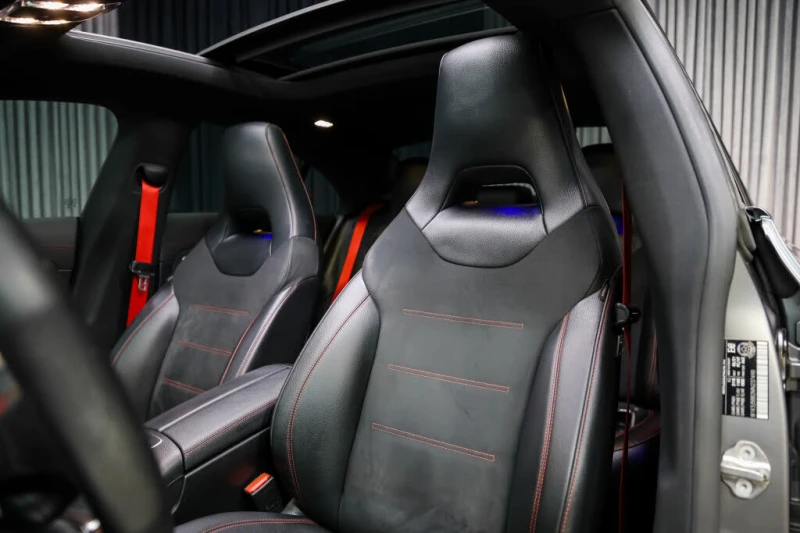 Mercedes-Benz CLA 350 AMG DISTRONIC* BURMESTER* DIGITAL* ALCANTARA* HUD* AMB, снимка 12 - Автомобили и джипове - 53109741