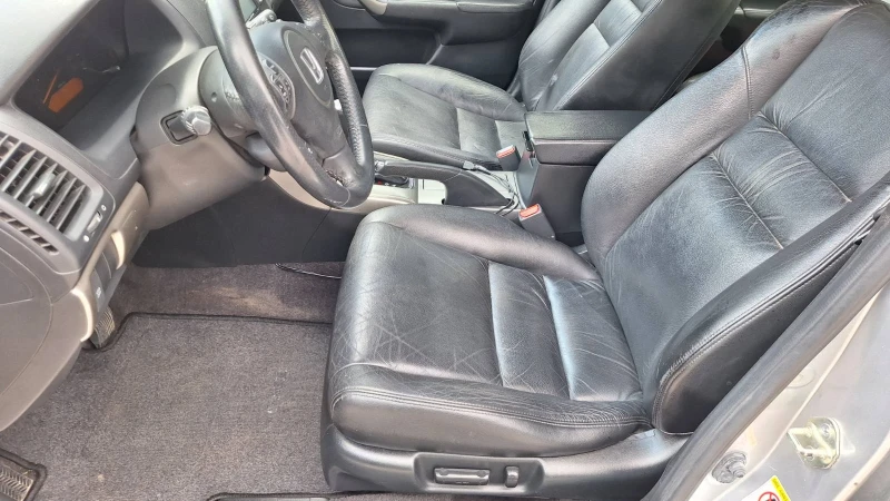 Honda Accord 2.4 type s, снимка 11 - Автомобили и джипове - 53182063