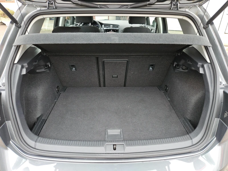 VW Golf 1.6TDI/HighLine/DSG/ДИСТРОНИК/LED/CARPLAY/БЛУТУТ, снимка 4 - Автомобили и джипове - 53259606