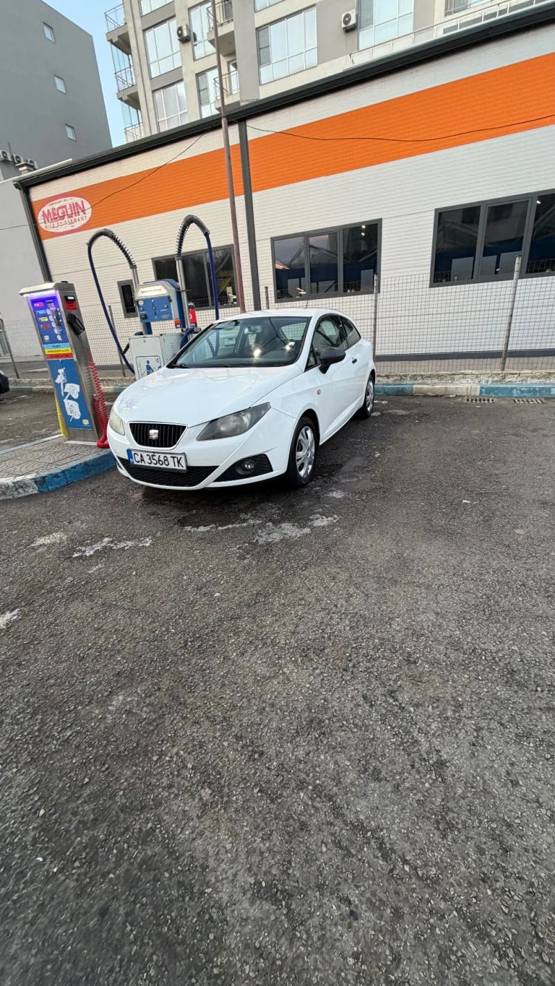 Seat Ibiza, снимка 2 - Автомобили и джипове - 53459947