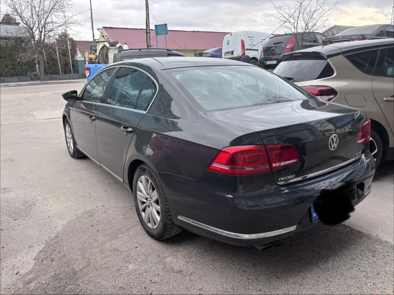 VW Passat В 7, снимка 4 - Автомобили и джипове - 53500094