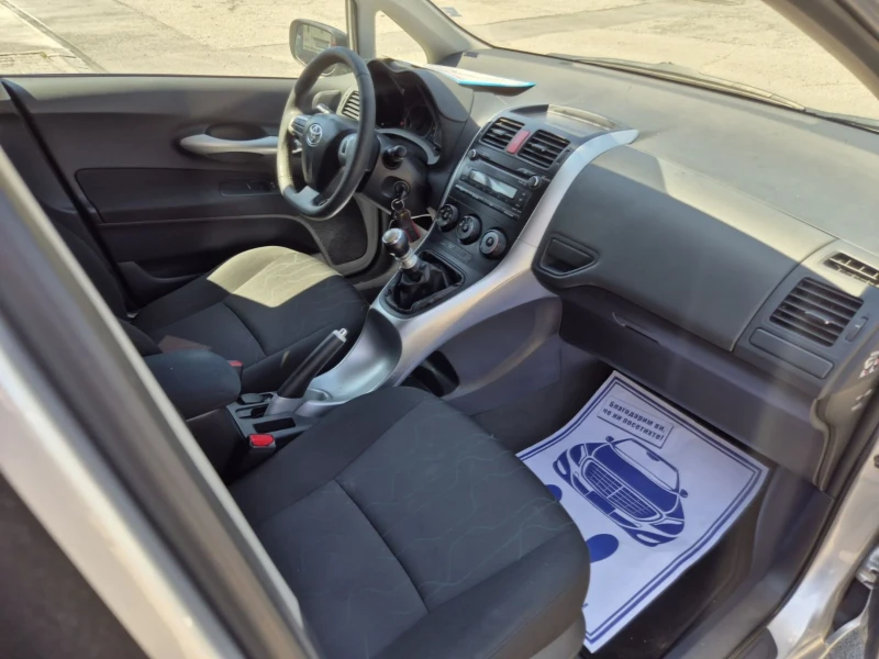 Toyota Auris 1, 3 benzin 4 cilindara 99 hp - 9600 лв. - 35210985 | Car24.bg