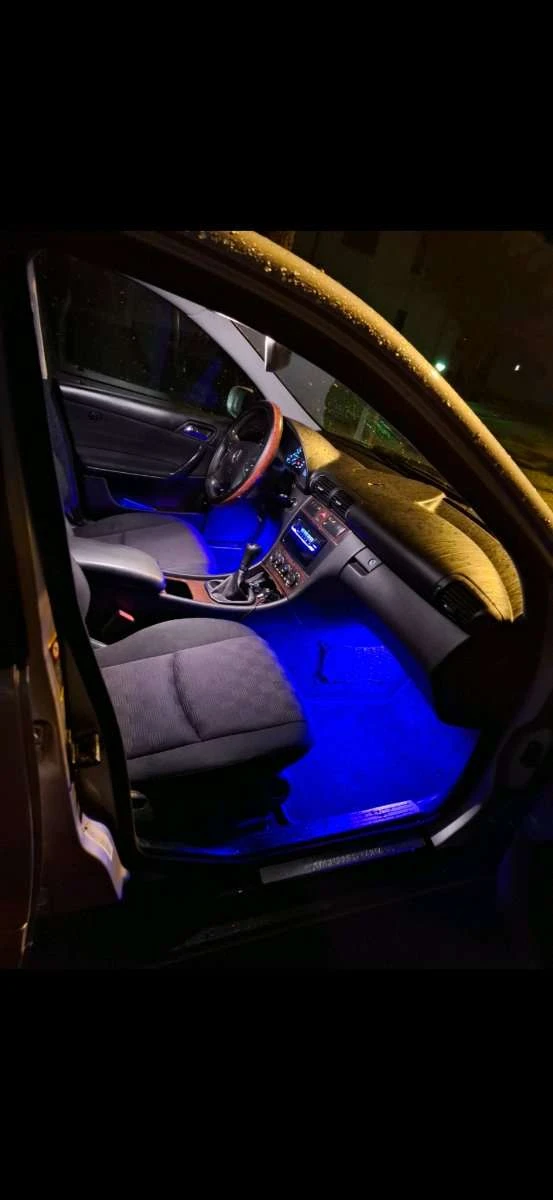 Mercedes-Benz C 220 2.2цди, снимка 11 - Автомобили и джипове - 53581333