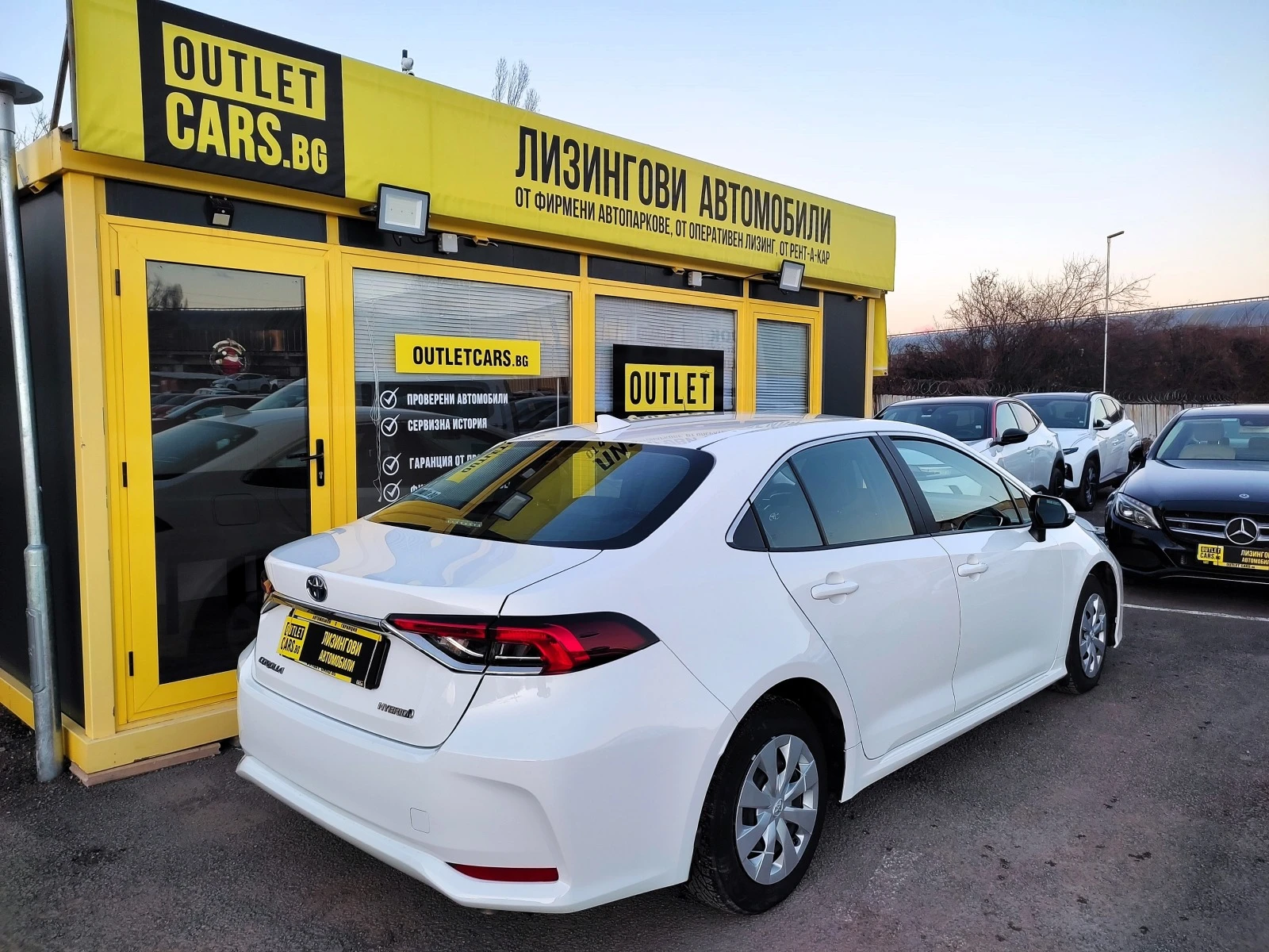 Toyota Corolla 1.8 Hybrid Business - изображение 3