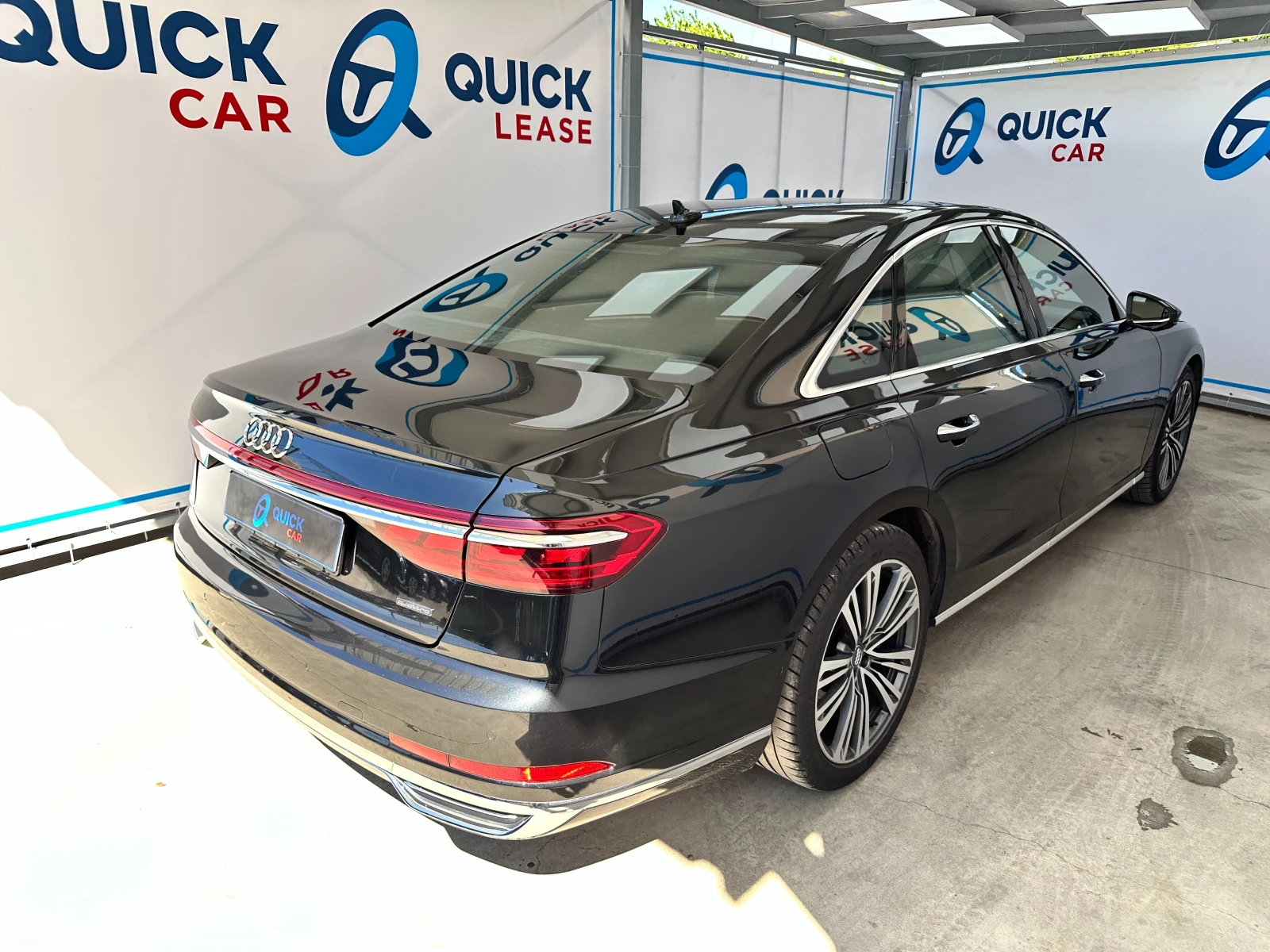Audi A8 55 TFSI quattro /Massage/Matrix/ - изображение 6
