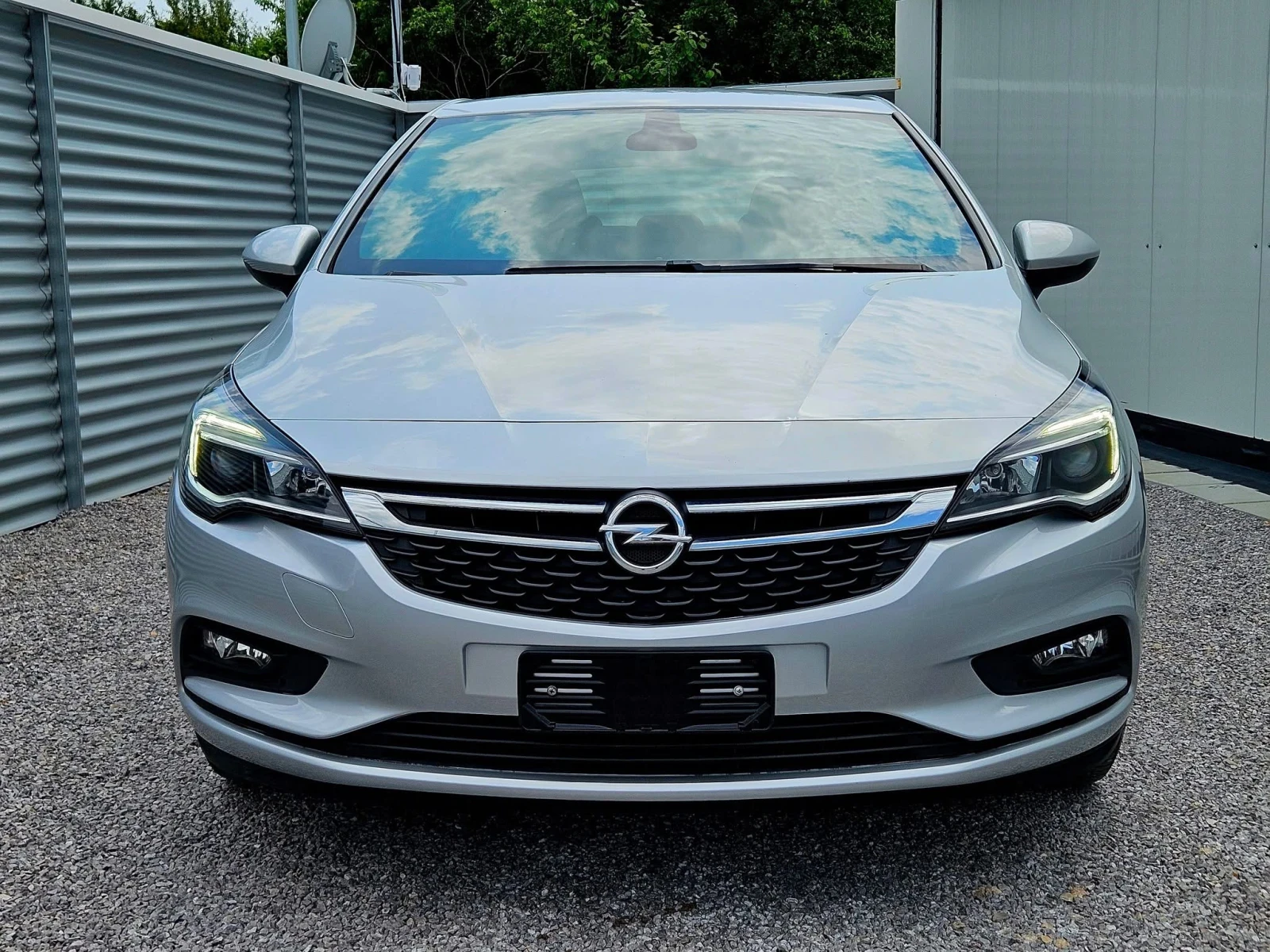 Opel Astra 1 4 i - ФАБР. ГАЗ - изображение 3
