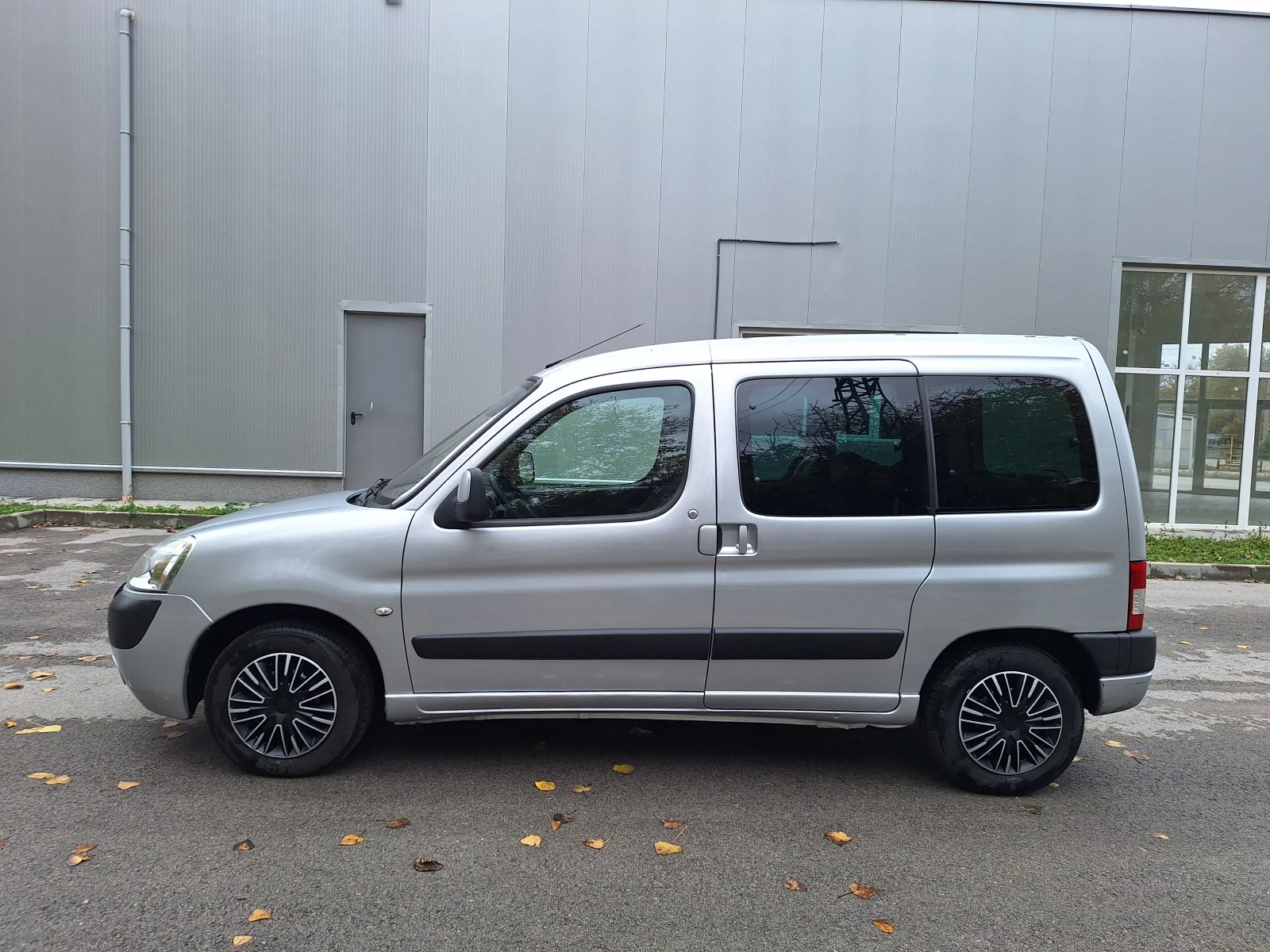 Peugeot Partner 1.6 HDI 90.  | Mobile.bg   8