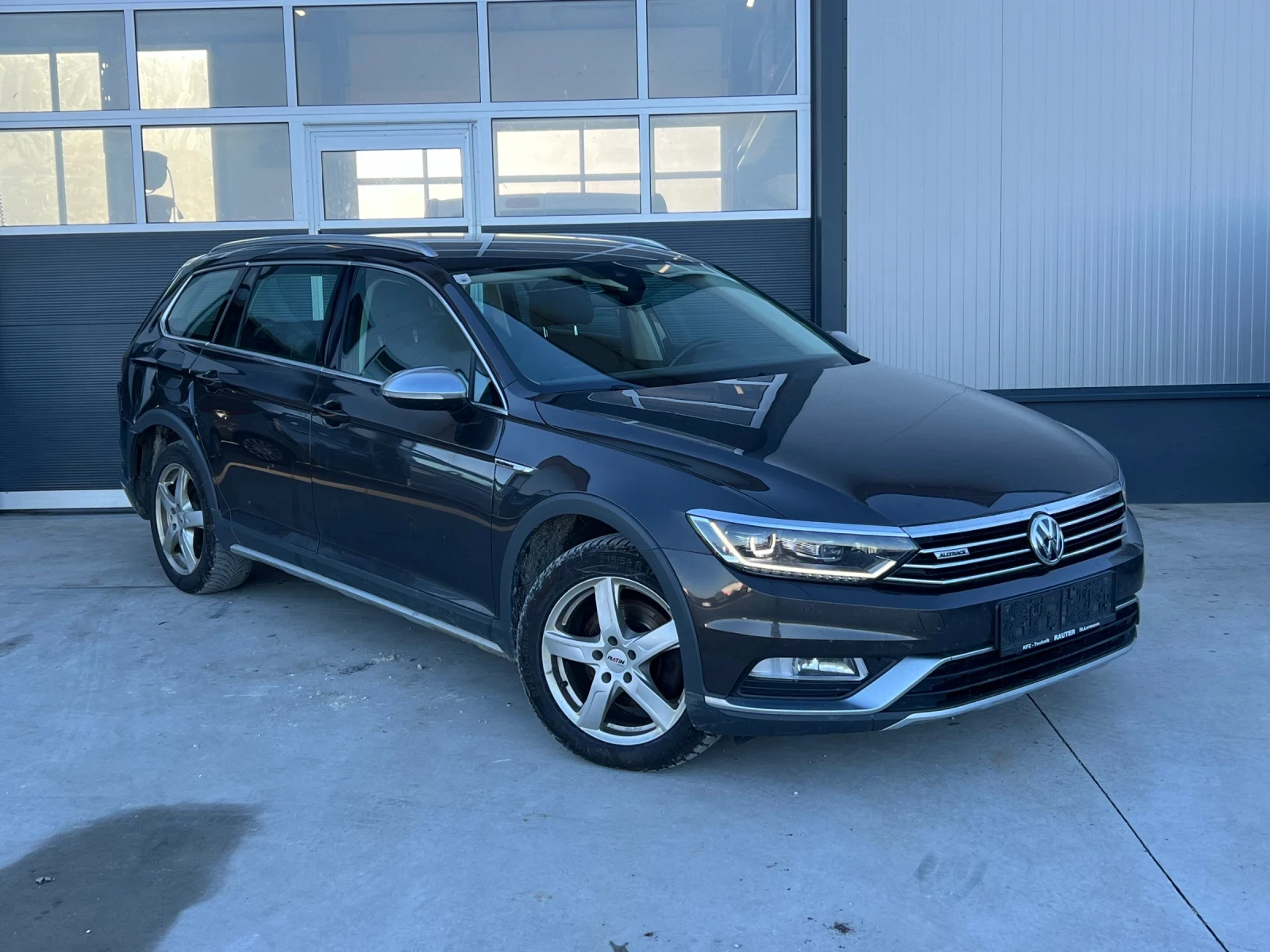 VW Alltrack 2.0/190кс 4х4 ALLTRACK - изображение 3