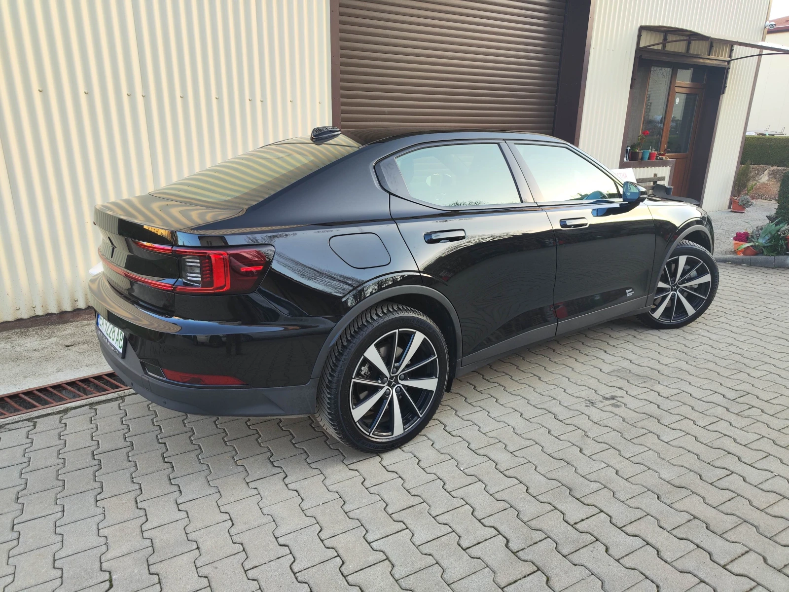Polestar 2  - изображение 4