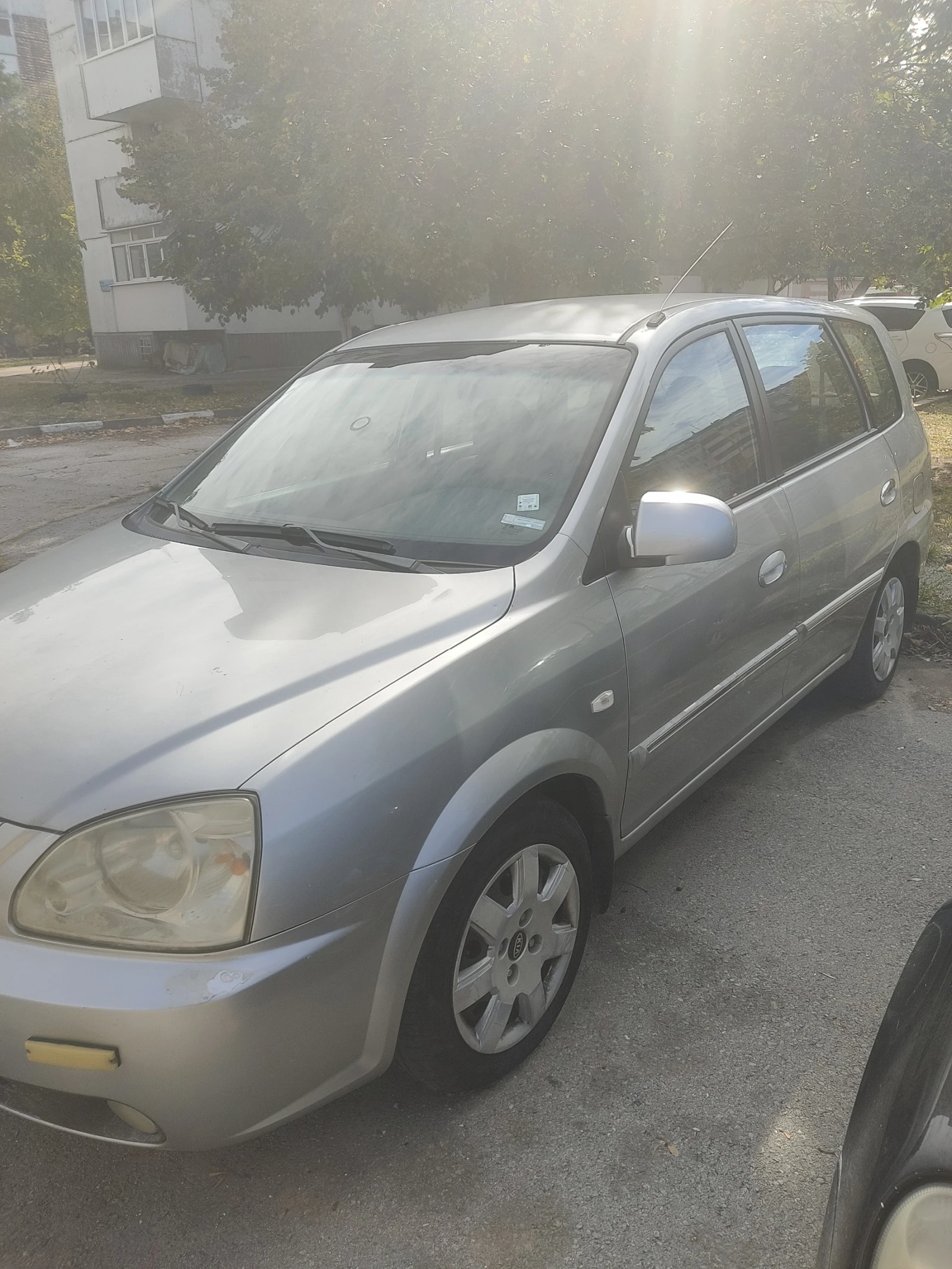 Kia Carens CRDI - изображение 3