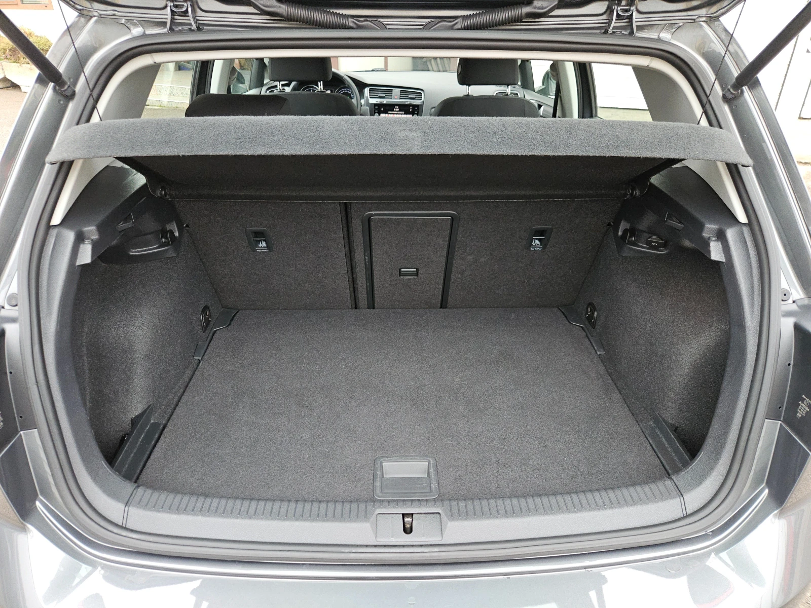 VW Golf 1.6TDI/HighLine/DSG/ДИСТРОНИК/LED/CARPLAY/БЛУТУТ - изображение 4