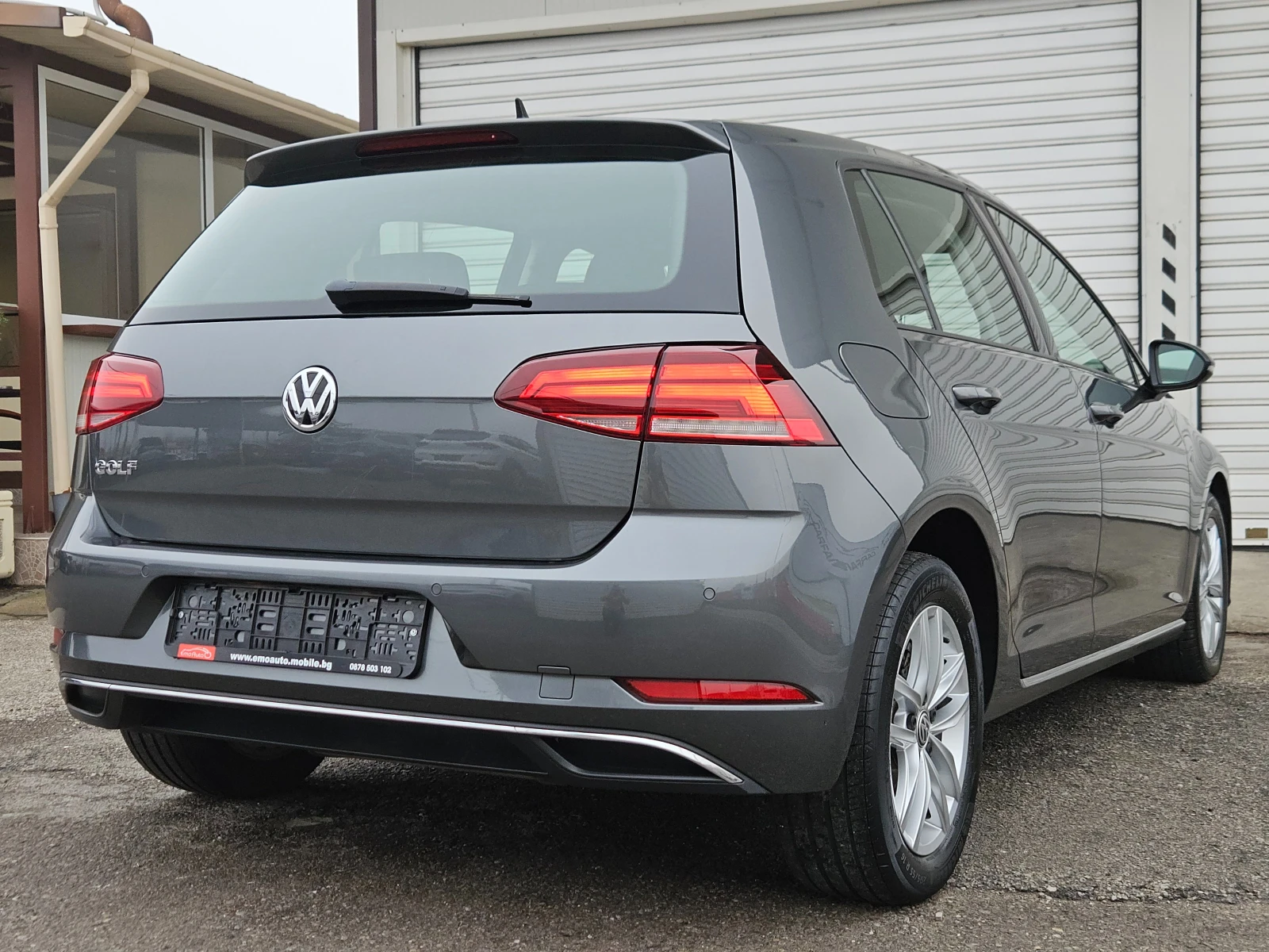 VW Golf 1.6TDI/HighLine/DSG/ДИСТРОНИК/LED/CARPLAY/БЛУТУТ - изображение 3