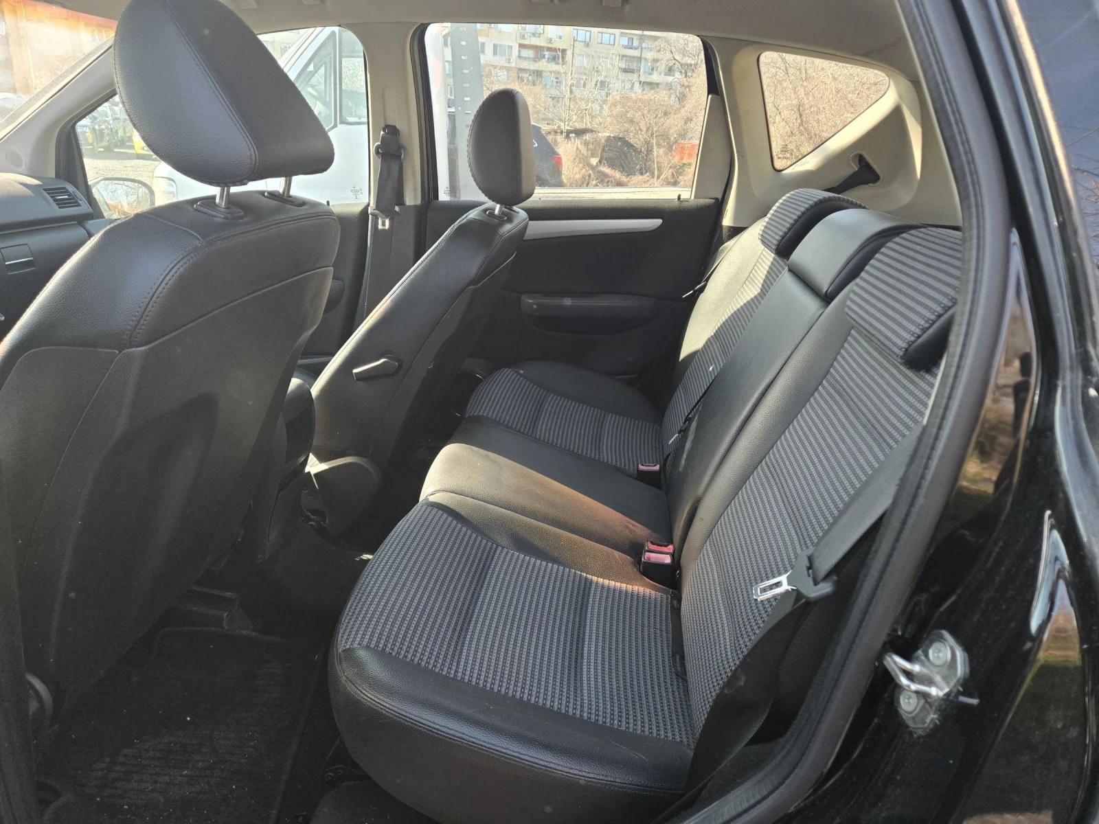 Mercedes-Benz A 180 2.0CDI-109кс= 6СКОРОСТИ= КЛИМАТРОНИК, снимка 8 - Автомобили и джипове - 53830465